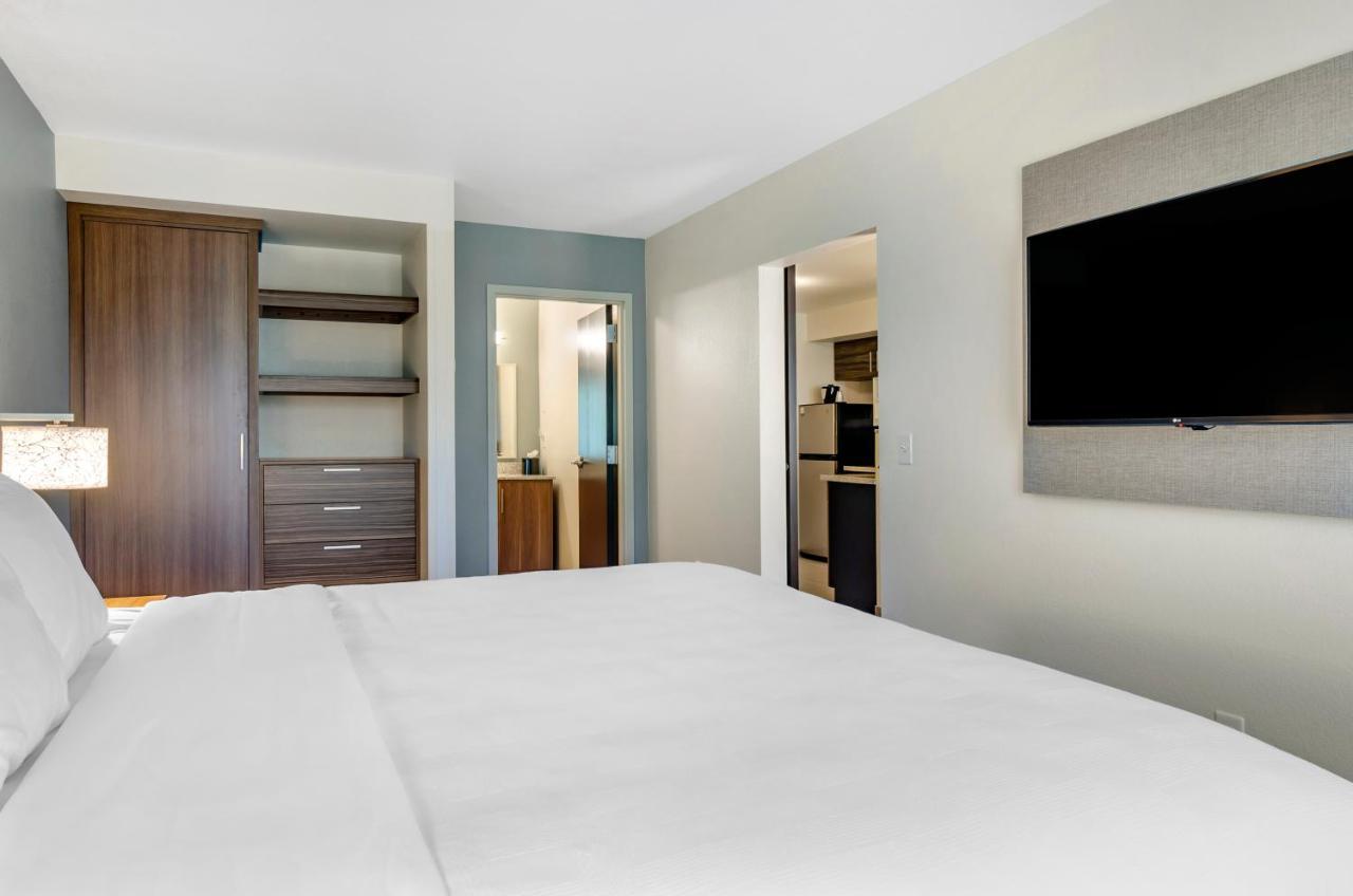 Mainstay Suites Great Falls Airport Exteriör bild