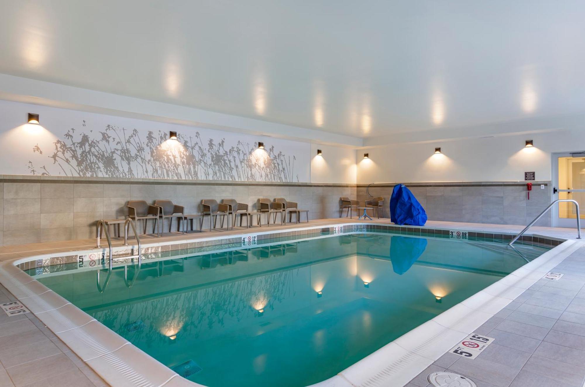 Mainstay Suites Great Falls Airport Exteriör bild